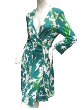 Diane Von Furstenberg DVF Julian Silk Jersey Wrap Dress Green White Print $628